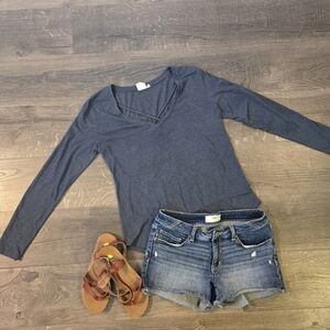 White crow long sleeve shirt